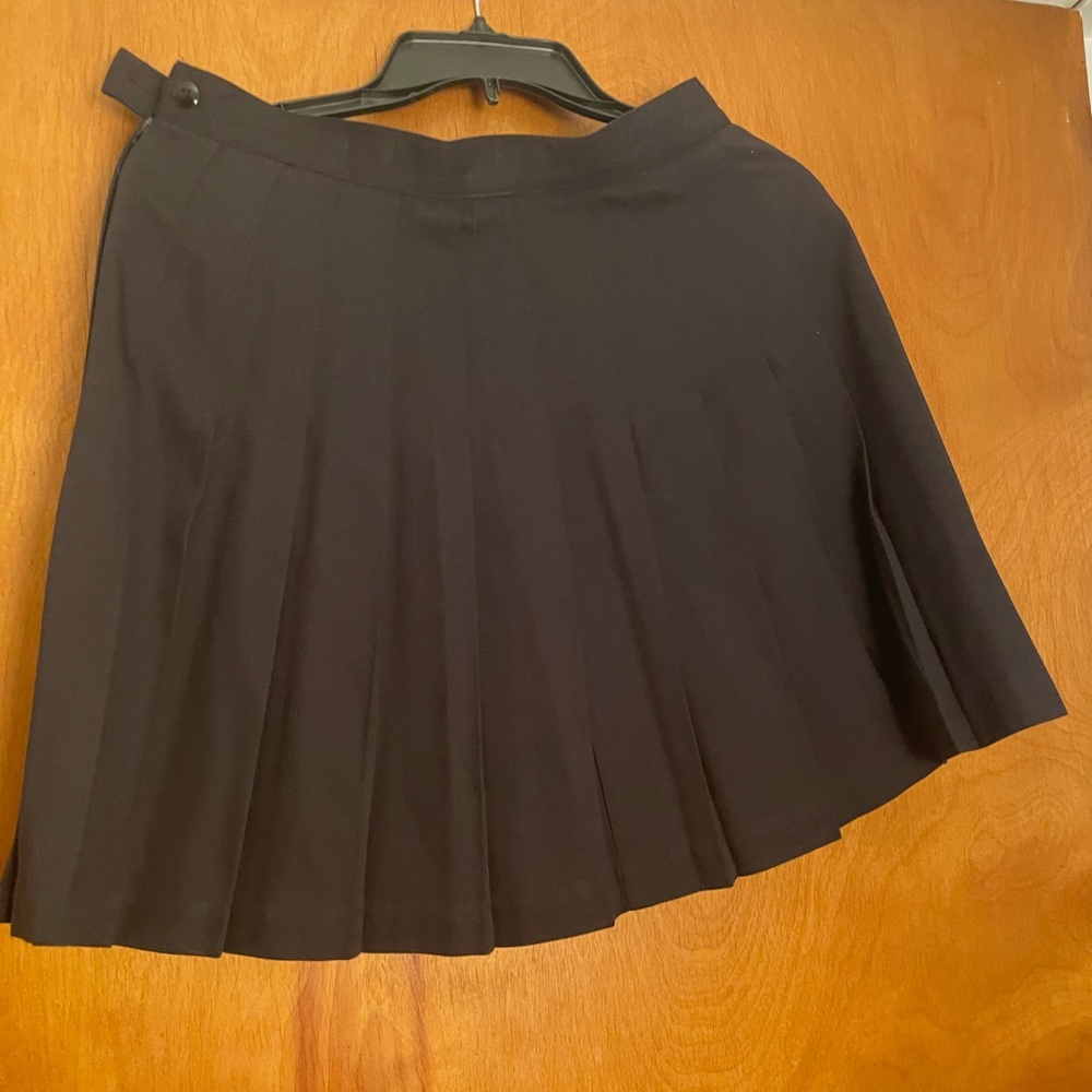 Black pleated mini A-Line skirt for casual work